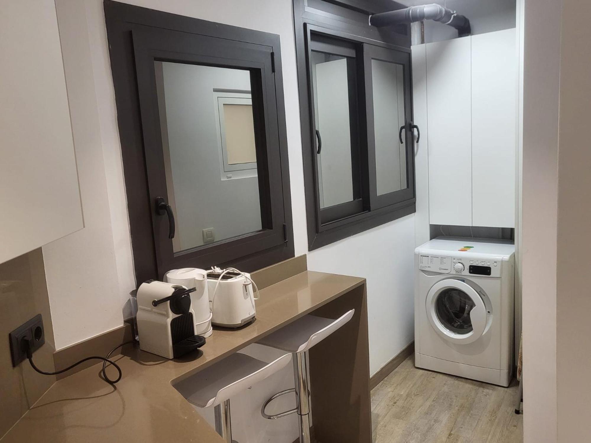 Turistic Girona - Piso De 1, 2 O 3 Habitaciones Exterior photo